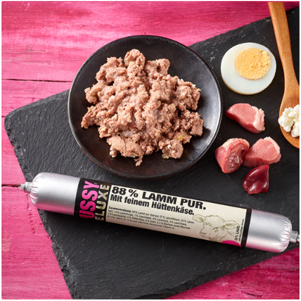 Salchicha Gato cordero con requeson 100 gr 15032